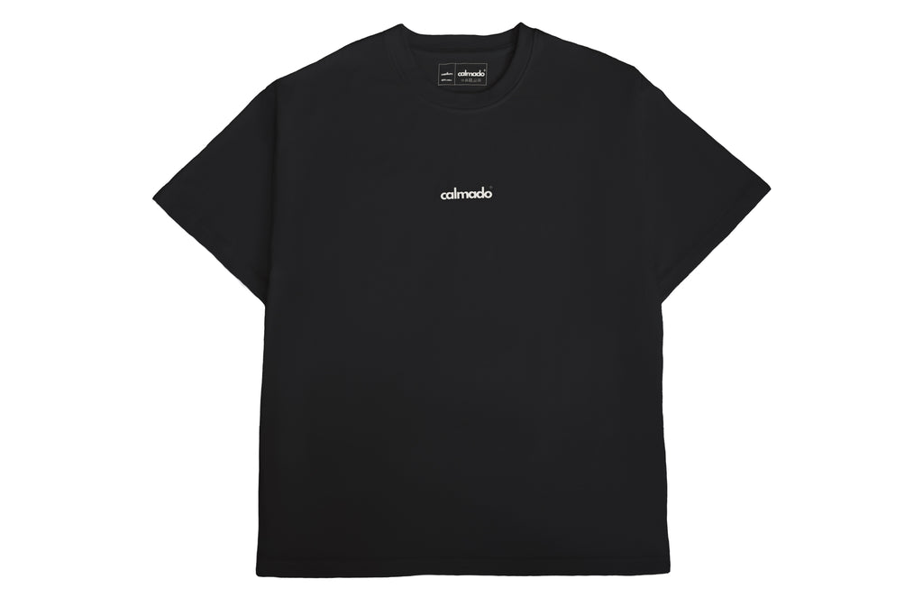 Camiseta T01 negra- Calmado Companie